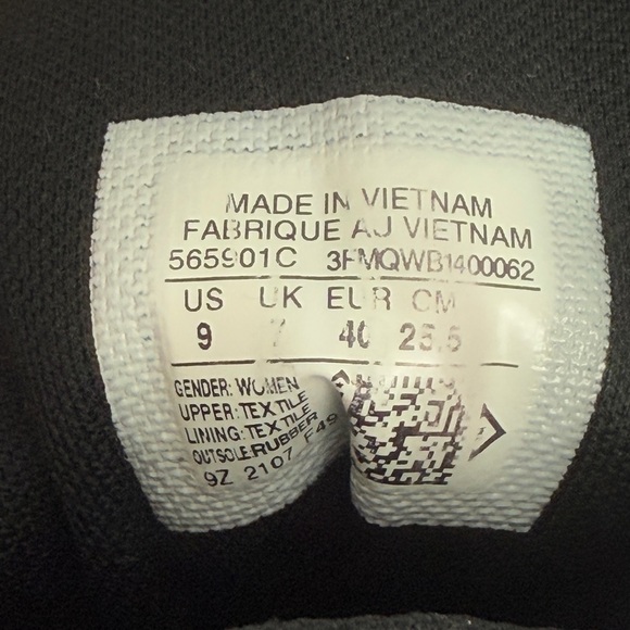 Converse All Star Lugged Platform Womens Size 9 Shoes Black White Athletic H-Top - Picture 9 of 10